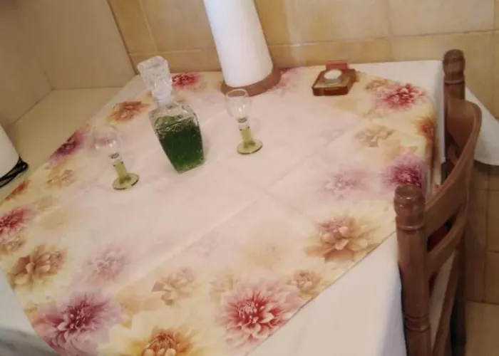 Appartement Lucija - *